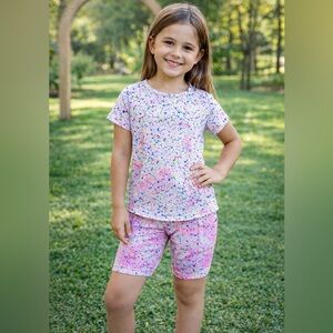 Athletic Works Girls Athletic Set Splatter Print Tee & Biker Shorts Pockets L